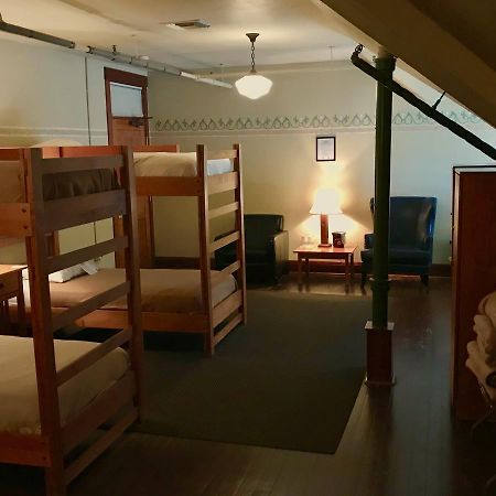 Mcmenamins Edgefield Hotel Troutdale Bagian luar foto
