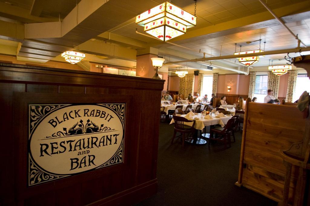 Mcmenamins Edgefield Hotel Troutdale Bagian luar foto